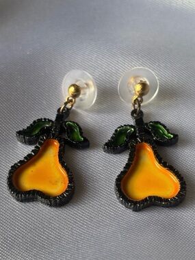 EUC Vintage Enamel Pear Fruit Drop Dangle Earrings | 90s 2000s Y2K Retro Jewelry